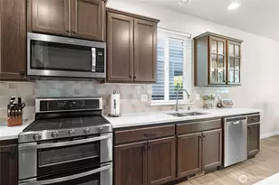 6338 Courtyard Ln SW, Tumwater, WA 98512 - Photo 11