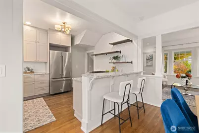 2912 3rd Avenue N, Seattle, WA 98109 - Photo 13