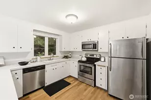 19822 53rd Ave W, Lynnwood, WA 98036 - Photo 5