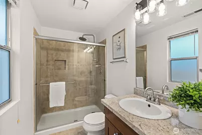 6935 Troy Lane NE, Bremerton, WA 98311 - Photo 15