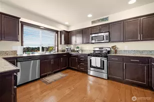 28600 75th Dr NW, Stanwood, WA 98292 - Photo 9