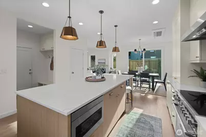 10043 8th Avenue NW, Seattle, WA 98177 - Photo 5