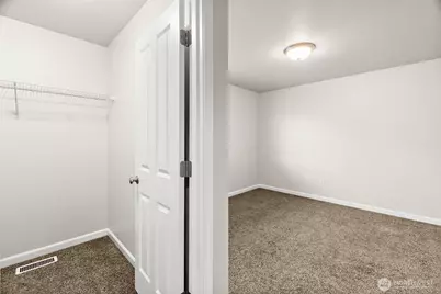 7640 Kodiak Avenue NE, Olympia, WA 98516 - Photo 13