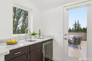 725 N 63rd St, Seattle, WA 98103 - Photo 31