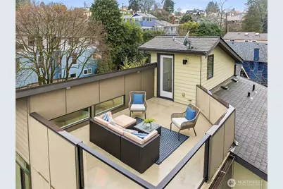 725 N 63rd Street, Seattle, WA 98103 - Photo 33