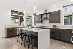 725 N 63rd St, Seattle, WA 98103 - Photo 11