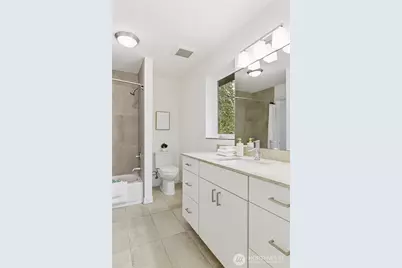 725 N 63rd Street, Seattle, WA 98103 - Photo 23