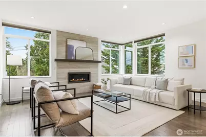725 N 63rd Street, Seattle, WA 98103 - Photo 5