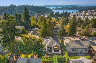 208 106th Ave SE, Bellevue, WA 98004 - Photo 35