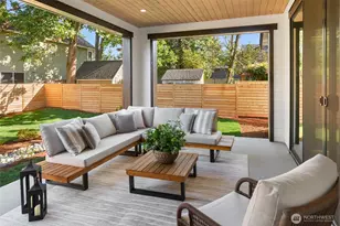 208 106th Ave SE, Bellevue, WA 98004 - Photo 17