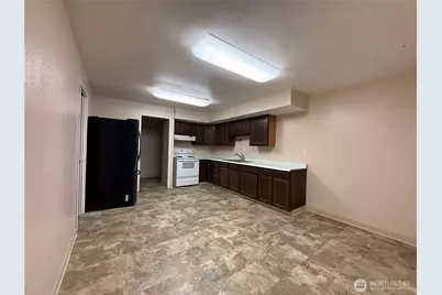 1015 Willow Street, Kelso, WA 98626 - Photo 11