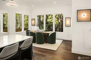 10620 NE 28th Pl, Bellevue, WA 98004 - Photo 13