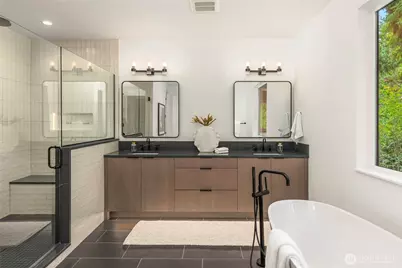 10620 NE 28th Place, Bellevue, WA 98004 - Photo 31