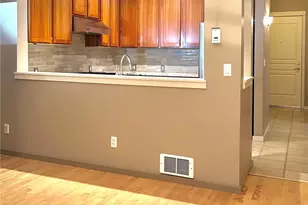 1900 Alaskan Wy, Seattle, WA 98110 - Photo 15