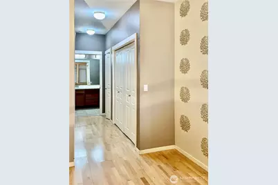 1900 Alaskan Way #402, Seattle, WA 98110 - Photo 21