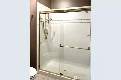 1900 Alaskan Way #402, Seattle, WA 98110 - Photo 25