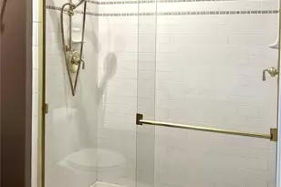 1900 Alaskan Wy, Seattle, WA 98110 - Photo 25