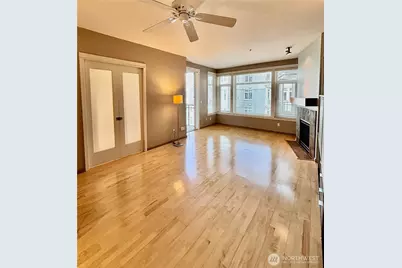 1900 Alaskan Way #402, Seattle, WA 98110 - Photo 9