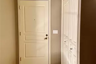 1900 Alaskan Wy, Seattle, WA 98110 - Photo 7