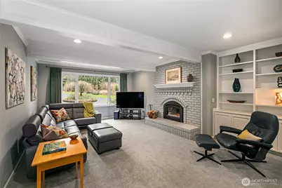 10310 219th Court NE, Redmond, WA 98053 - Photo 9