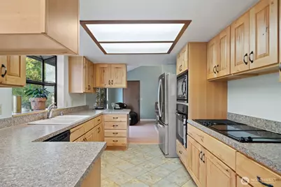 401 E Cove View Road, Belfair, WA 98528 - Photo 13