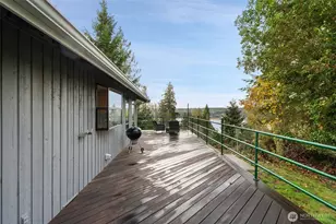 401 E Cove View Rd, Belfair, WA 98528 - Photo 29