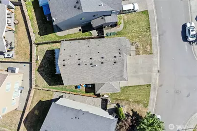 11415 129th Street E, Puyallup, WA 98374 - Photo 5