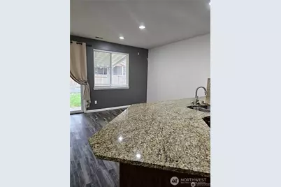 11415 129th Street E, Puyallup, WA 98374 - Photo 9