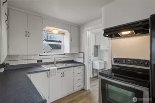 1221 S 12th St, Mount Vernon, WA 98274 - Photo 9