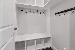 20219 146 St E, Bonney Lake, WA 98391 - Photo 3