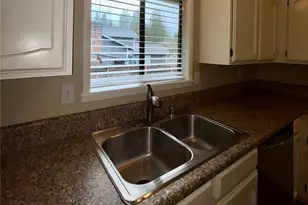 13225 SE 337th St, Auburn, WA 98092 - Photo 11