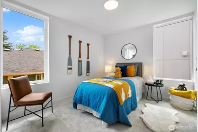 8831 Wallingford Avenue N, Seattle, WA 98103 - Photo 29