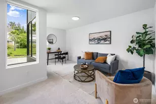 8831 Wallingford Ave N, Seattle, WA 98103 - Photo 13