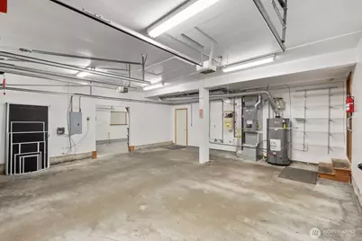 18412 NE 192nd Street, Woodinville, WA 98077 - Photo 29