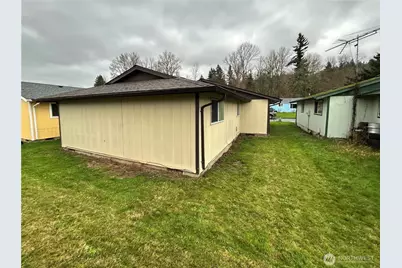 1409 Bowmont Avenue, Kelso, WA 98626 - Photo 23