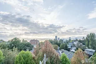 206 22nd Ave, Seattle, WA 98122 - Photo 3