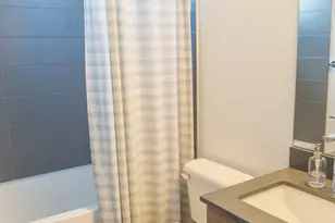 206 22nd Ave, Seattle, WA 98122 - Photo 23