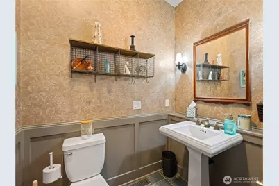 1351 Crestview Drive, Camano Island, WA 98282 - Photo 19