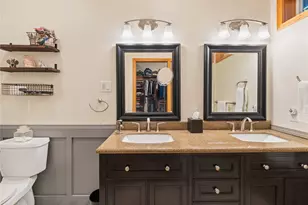 1351 Crestview Dr, Camano Island, WA 98282 - Photo 17