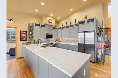 1351 Crestview Drive, Camano Island, WA 98282 - Photo 5
