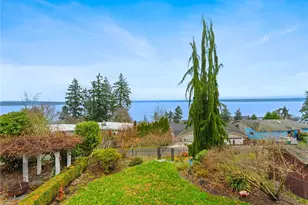 1351 Crestview Dr, Camano Island, WA 98282 - Photo 39