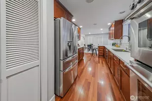 1136 205th Ave NE, Sammamish, WA 98074 - Photo 13