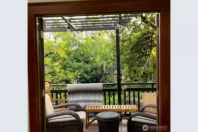 6525 7th Avenue NW, Seattle, WA 98117 - Photo 35