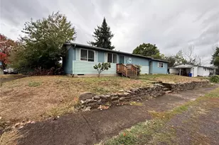 504 Lord St, Kelso, WA 98626 - Photo 3