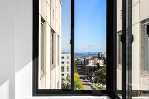 1105 Spring St, Seattle, WA 98104 - Photo 7