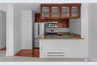 1105 Spring Street #1309, Seattle, WA 98104 - Photo 15