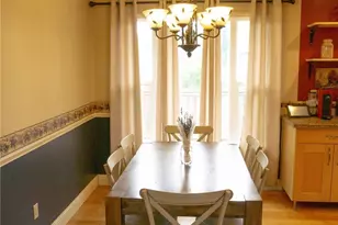 733 E 10th St, Port Angeles, WA 98362 - Photo 9