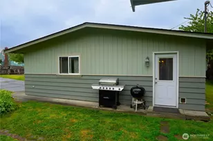733 E 10th St, Port Angeles, WA 98362 - Photo 31
