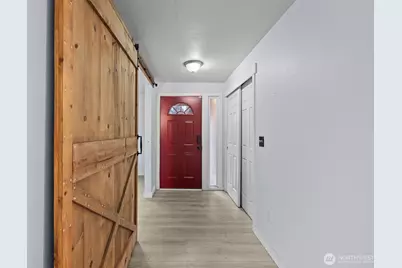 15001 11th Avenue E, Tacoma, WA 98445 - Photo 3