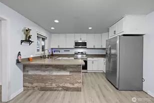 15001 11th Ave E, Tacoma, WA 98445 - Photo 9